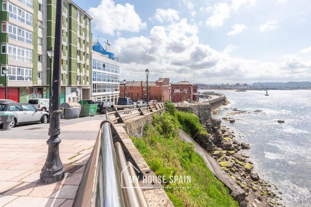 Myhousespain - Piso En Cimadevilla Junto Al Mar Gijón Extérieur photo